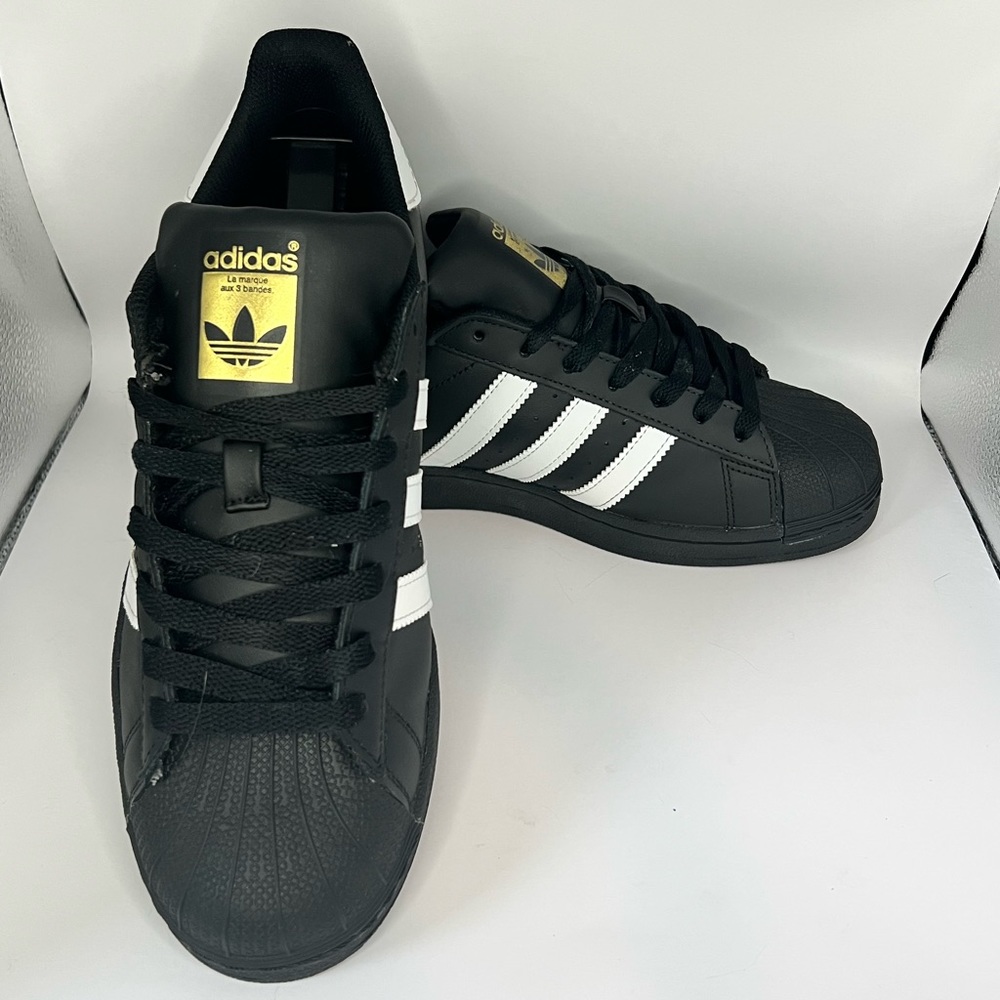 ADIDAS Originals Superstar Foundation. Size 8.5 Men's Shoes.